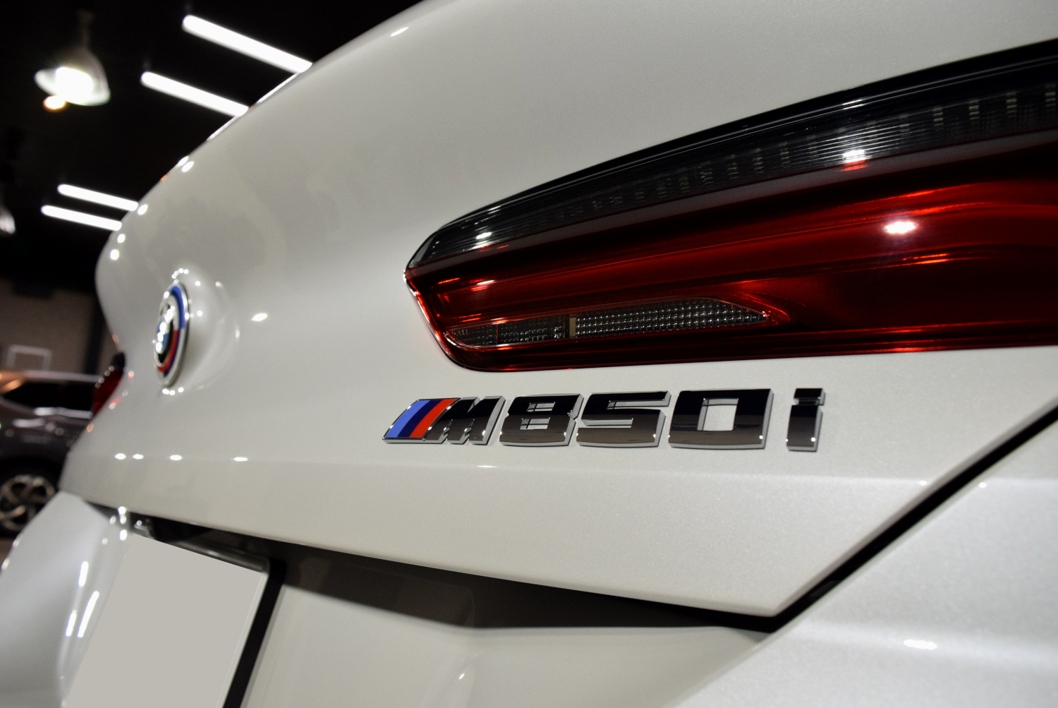 M850i-14